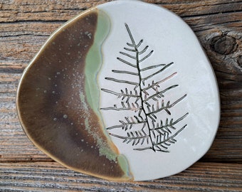 Botanical Decorative dish, Appetizer plate, Trinket dish, Handmade Pottery, Small gift for her, Farmhouse Kitchen decor