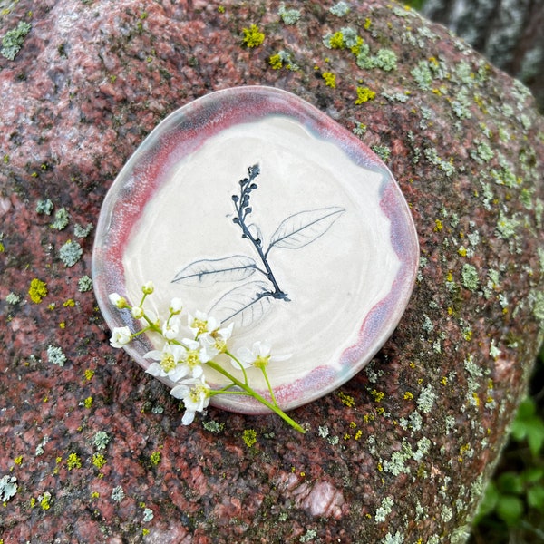 Ceramic Ring dish, Jewellery tray, Botanical trinket dish, Wild flower pattern, Small gift for her, Home decor