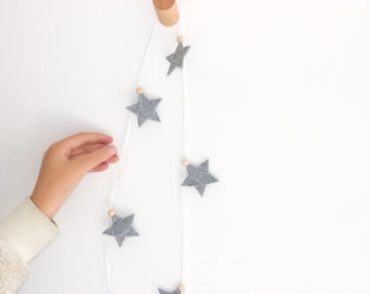 Guirnalda de estrellas de fieltro - 1,8 m, gris y blanca, decoración navideña escandinava