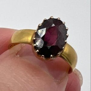 Very Unusual Hallmarked 22k Carat Gold Oval Garnet Antique Ring