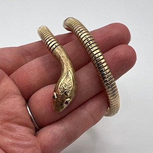 Vintage 1960s Smith & Pepper 9ct Gold Expanding Snake Bracelet Slave Bangle Garnet Eyes
