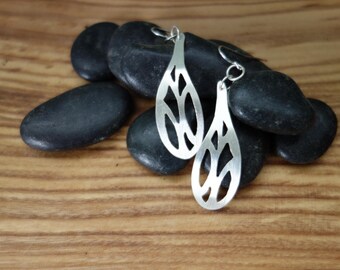 sterling silver leaf earrings