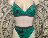 Vintage Green and Black Island Print 2 Piece Bathing Suit