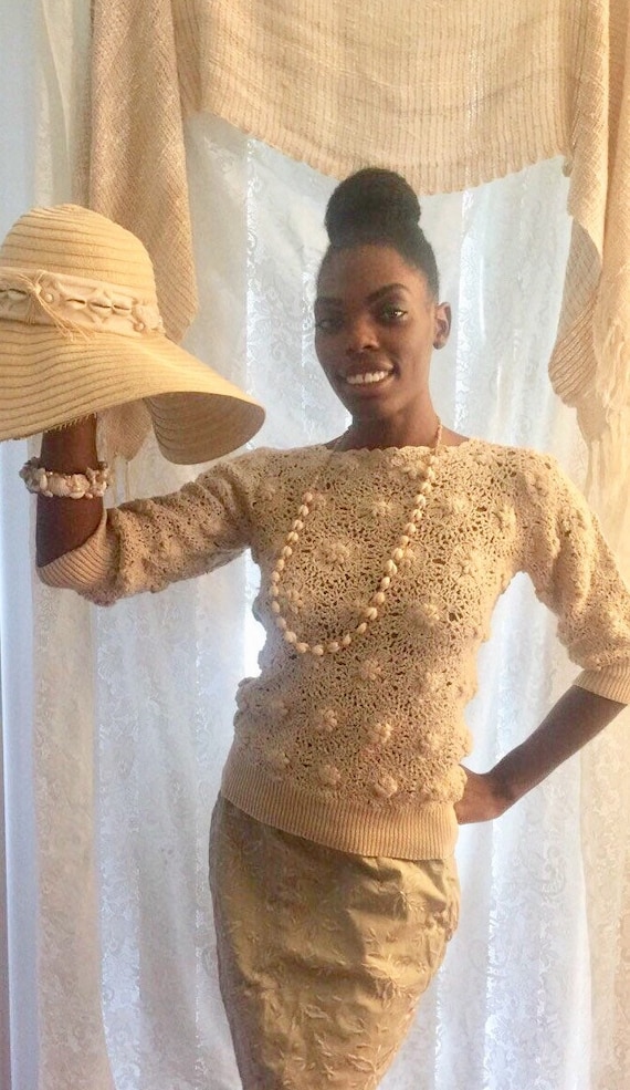 2 Piece/Vintage 70s Hand Crocheted Top (Size S) &