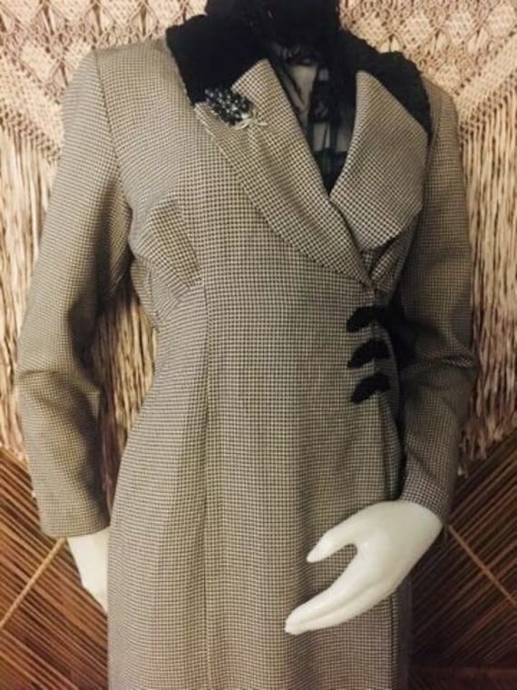 40s Inspired Black and White Mini Houndstooth Chec