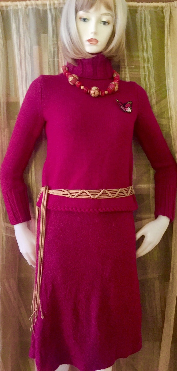 2Pc /Fuchsia Turtle Neck Sweater & “Poodle Cloth”