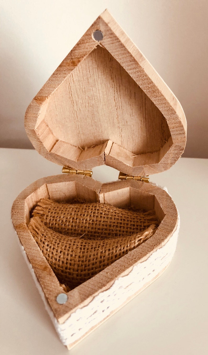 Personalised Wedding Ring Box Wedding Gift Bride /& Groom Personalised Ring Box Ring Bearer Box Wedding Accessories Romantic Proposal