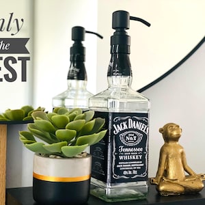 Seifenspender aus der Jack Daniel's Whiskey Flasche - Pumpe plus Flasche