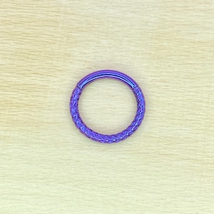 Blurple Anodized Twisted Rope Style Medical Grade ASTM F-136 Titanium Hinged Ring Clicker Hoop Helix Cartilage Lobe Septum Hoop size:1.2x8mm