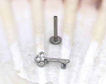 CHIAVE a forma di disco superiore di grado medico ASTM: F-136 titanio labret 1.2x6/8/10mm filettatura interna conchiglia elica trago piatto lobo dell'orecchio gioielli