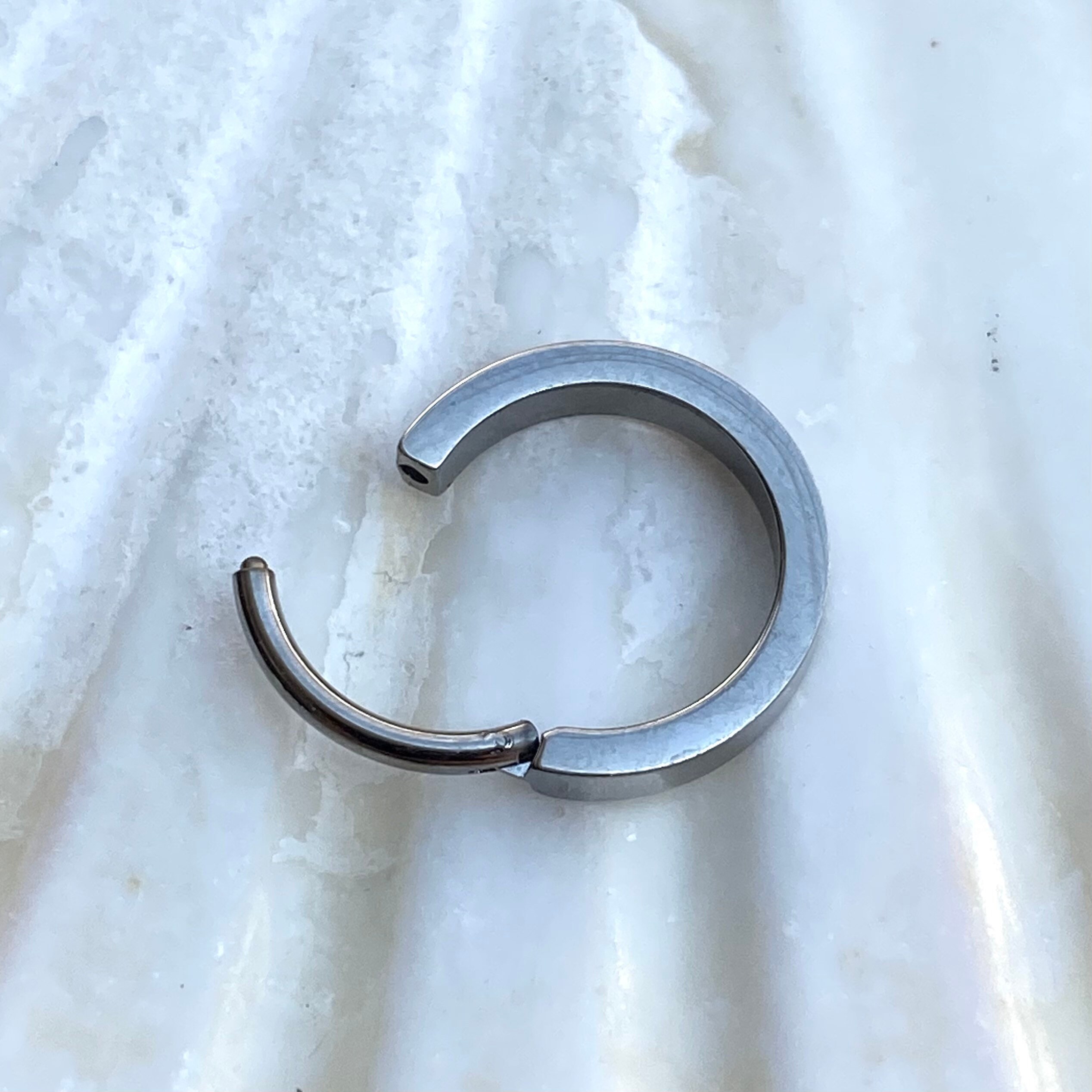 1.2 mm gauge earrings deals