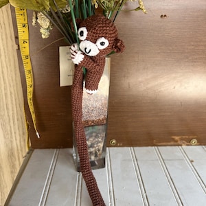 Crochet Monkey Stethoscope Cover – Cute nurse gift - Pediatric clinic accessory - Medical student gift - Handmade stethoscope cozy