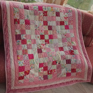 Neu! Quilt für Mädchen!  Hochwertige Designerstoffe, farblich liebevoll aufeinander abgestimmt!
