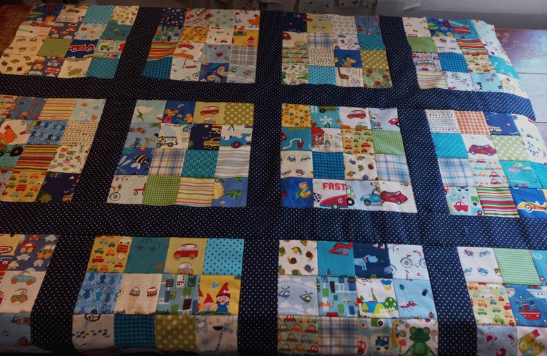 Neu In Bearbeitung Kuschelige Unikat Patchworkdecke / Quilt aus Designer Qualitätsstoffen, farblich liebevoll abgestimmt, fein abgesteppt Bild 5