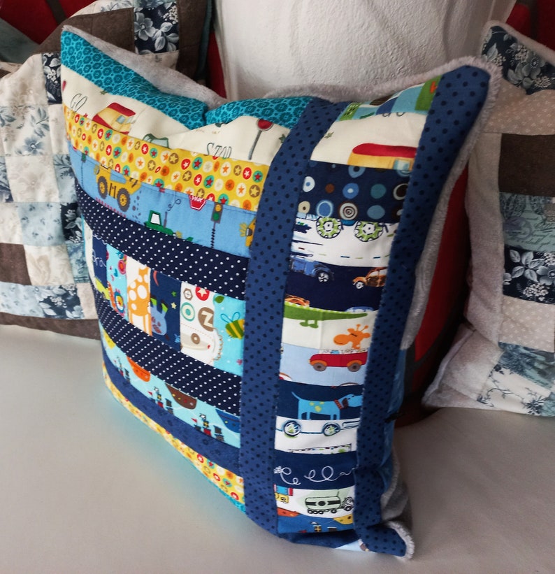 High-quality, unique patchwork cushion cover made from designer quality fabrics, lovingly coordinated in color, finely quilted image 2