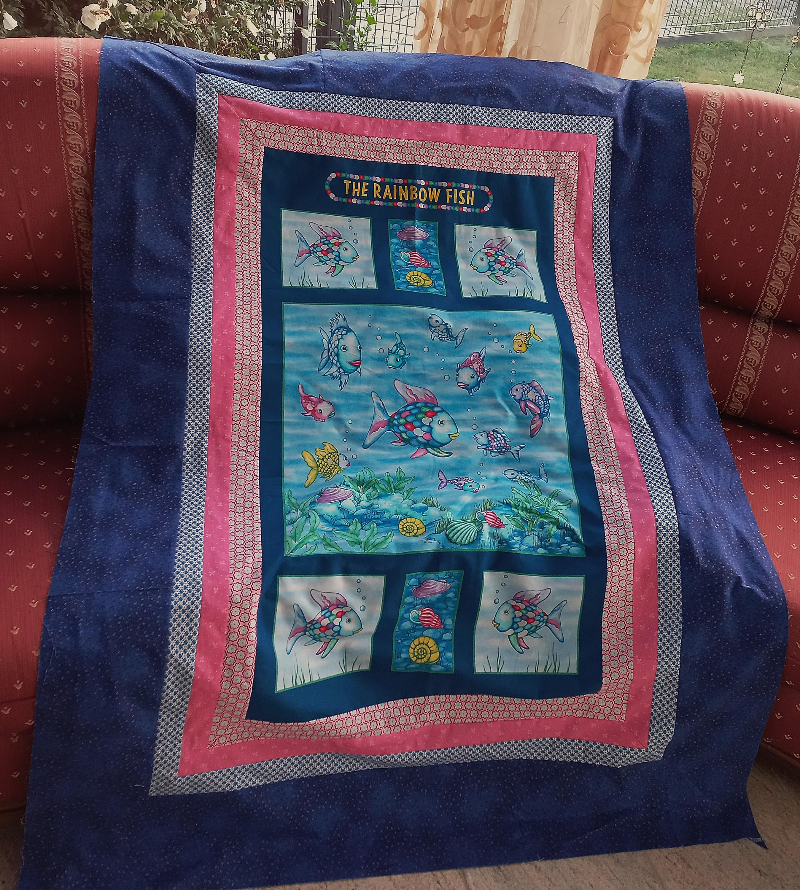 Krabbeldecke raupe nimmersatt