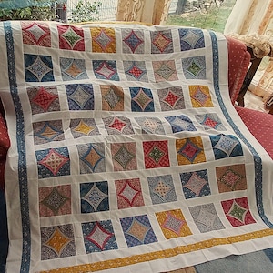 Neu in Bearbeitung!! Kuschelige Unikat Patchworkdecke aus Designer Qualitätsstoffen, farblich liebevoll abgestimmt, fein abgesteppt!