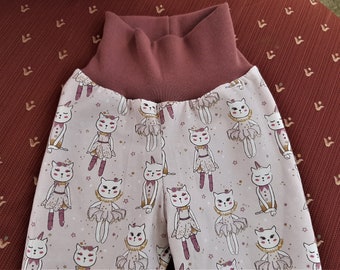 Cuddly, soft and light baby bloomers Gr.92, to turn over-- made of high-quality organic jersey fabrics with a funny motif