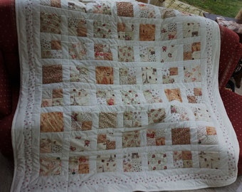 Hochwertige Unikat Quilt aus Designer Qualitätsstoffen, farblich liebevoll abgestimmt, fein abgesteppt!