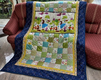 High quality unique patchwork quilt / quilt made of designer quality fabrics, lovingly color coordinated, finely stitched