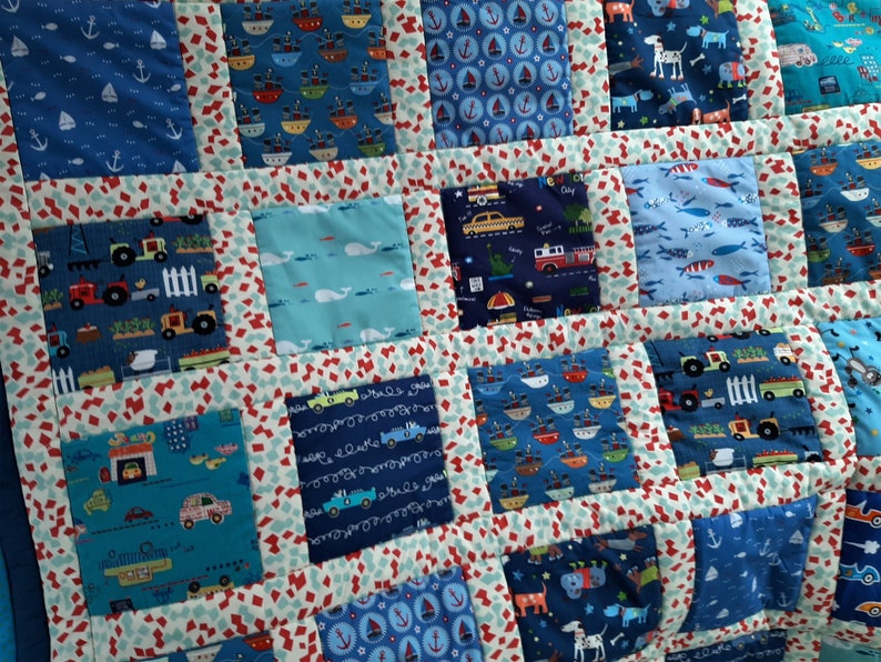 High quality unique quilt/patchwork quilt with funny motifs, made of designer quality fabrics, lovingly color coordinated, finely stitched image 5