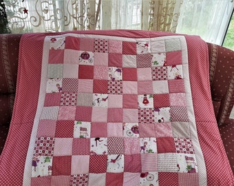 Hochwertige Unikat Patchworkdecke / Quilt aus Designer Qualitätsstoffen, farblich liebevoll abgestimmt, fein abgesteppt