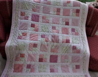 High quality unique patchwork / quilt made of designer quality fabrics, cream / red, lovingly color coordinated, finely stitched