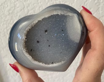 Natural Blue Agate and Druzy Heart / Brazil