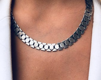Chunky Snake Chain Necklace: Djärva silverpläterade statement-smycken