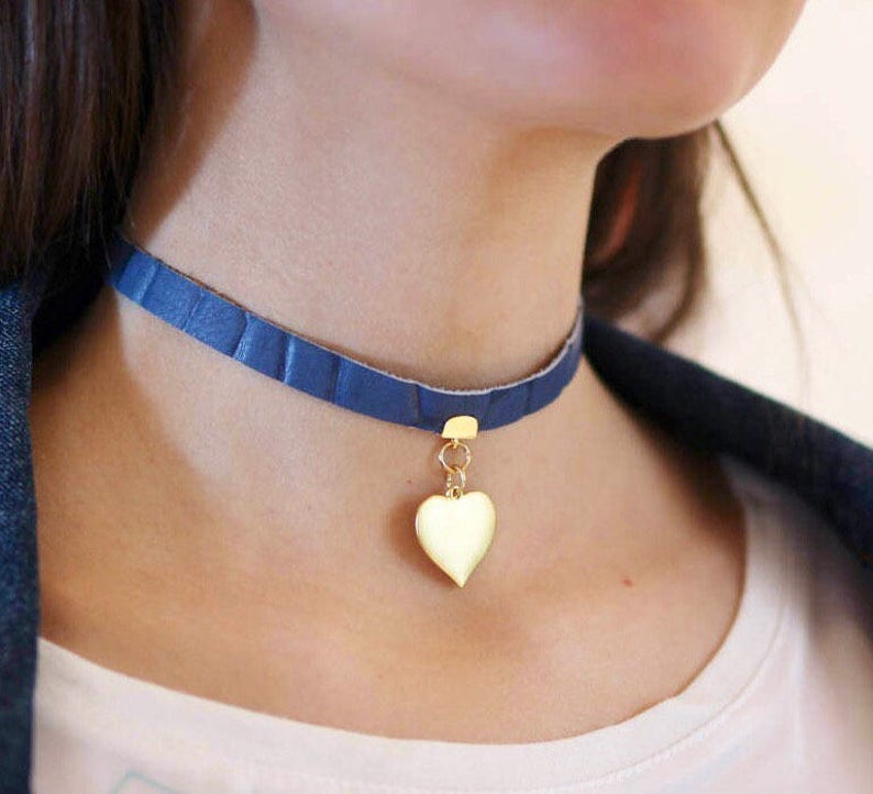 Thin Gold Collar Choker Necklace Pictures