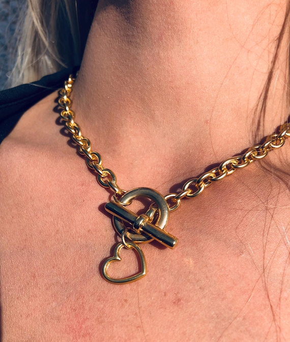 T-bar Necklace With Heart Shaped Gold Pendant