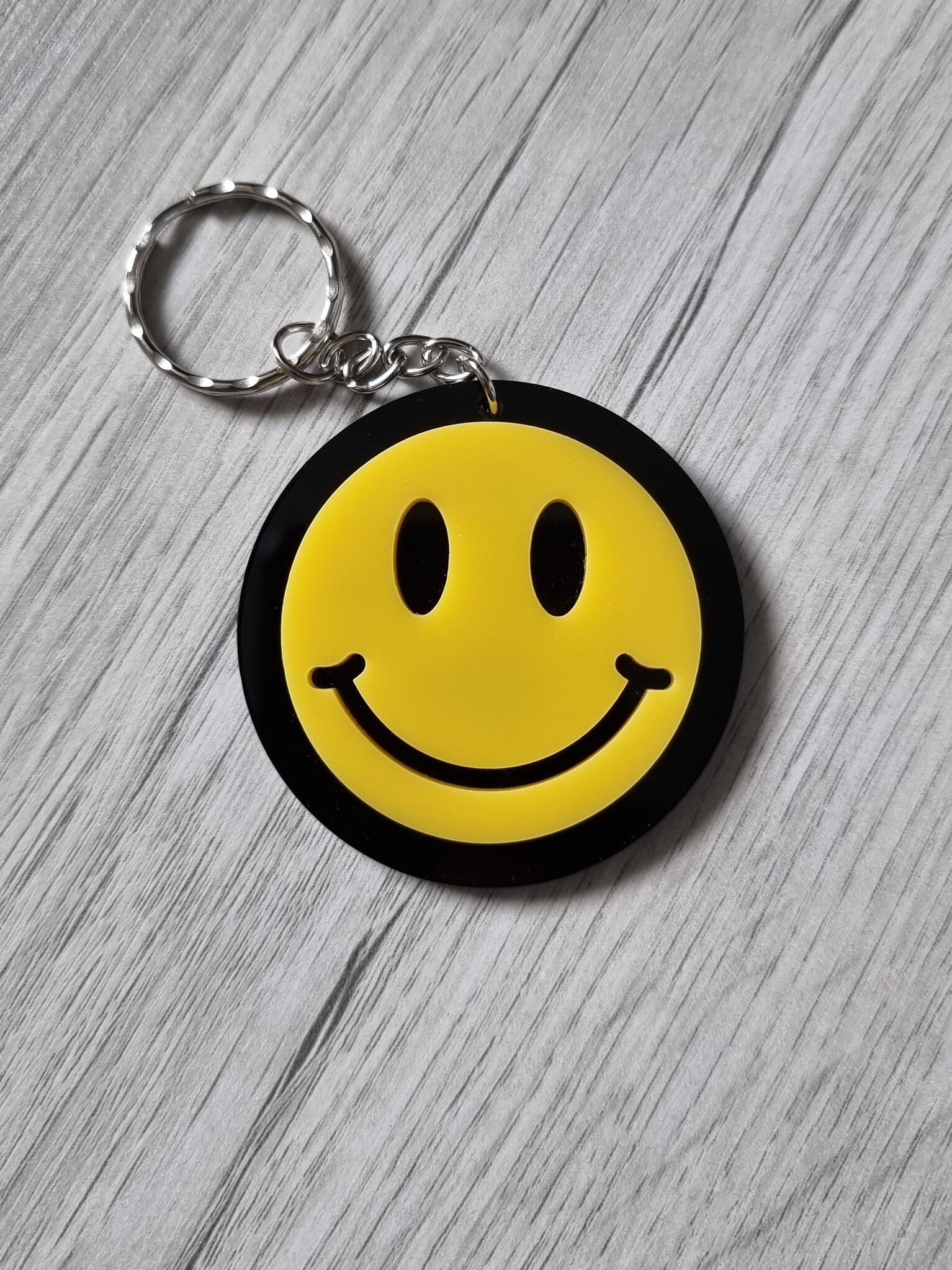 Happy Face Keyring / Happy Keychain - Etsy