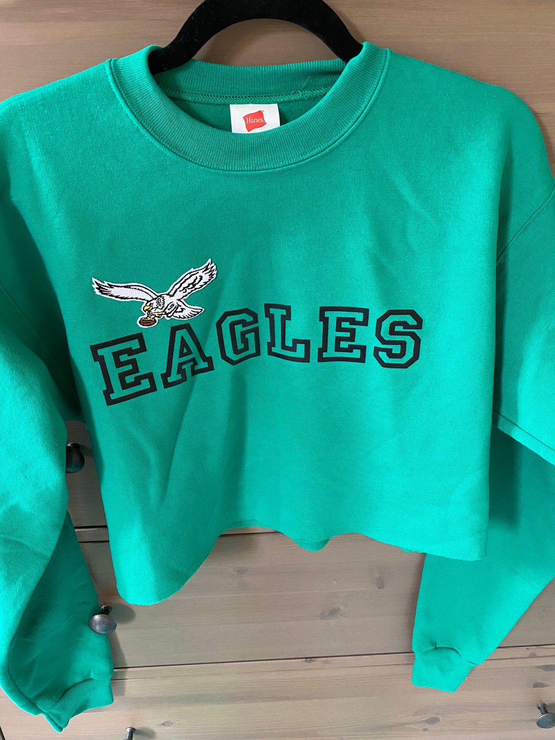 Kelly Green Eagles cropped crew neck | Etsy