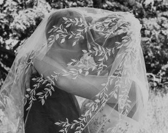 Glitter Leaf veil Waltz length veil Cathedral veil lace Leaf trim veil Leaf wedding veil Embroidery Simple bridal veil One Tier Flower Veil