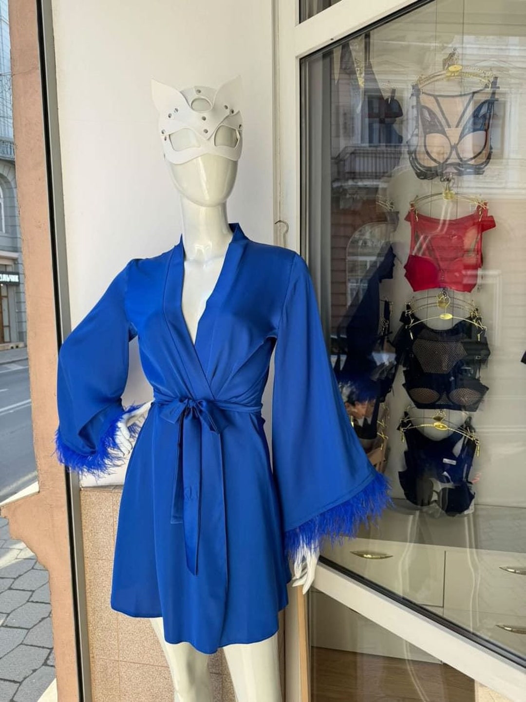 Navy Blue Bride Robe With Feather Sleeves Bridal Party Robes Satin ...