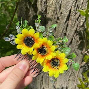 Sunflower Hair Comb: Bridal Hair Piece with Sapphire Rhinestones