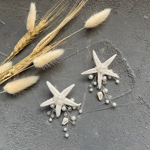 Starfish earrings Beach wedding earrings Ppearls wedding jewelry Marmeid custom Nautical Earrings Seshell Mermaid Stud Earrings for bride