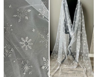 Snowflake Bridal Veil Ice-themed Wedding Veils Shiny Shoulder Cape Veil Frozen Snowflake Veil  Winter Wedding Veil Sparkling Lace Veil