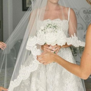 Chantilly Lace Trim Mantilla Veil Eyelash Lace Wedding Veil Fairy Mantilla Veil Cathedral Chantilly Lace Bridal Veil Catholic Wedding Veil