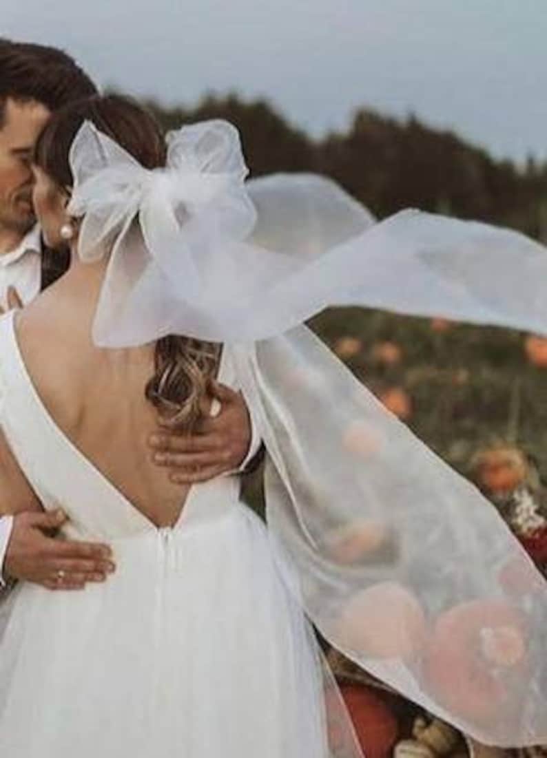 Tulle Bride Hair Bow Glitter Bridal Bow Veil Wedding Hair Bow Etsy