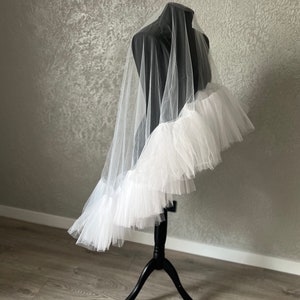 ruffle bridal veil Frill tulle veil modern wedding Ruffle wedding veil Ruffled edge Detail Veil ruffled textured Bridal Veil ruffle veil image 4