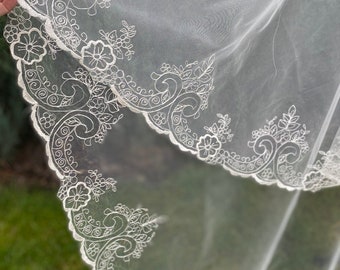 Floral Veil Long Flowered Wedding veil Cathedral off-white bridal veil embroidered wedding veil floral veil lace leaves veil lace leaf edge