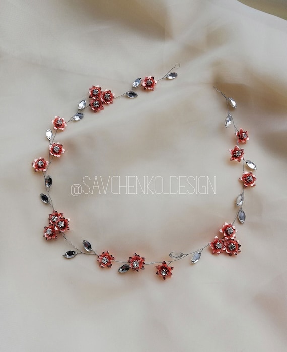 Bridal hair vine Beach wedding Bridal hair vine Bridal hair accessories Tocado de Bridesmaid gift Wedding hair piece Halo Jewelry Pearl vine