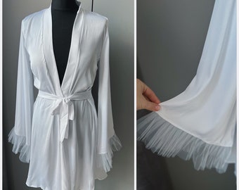 Ruffle Edge Bridal Robe Satin Ruffle Robe Ruffle Lace Robe Kimono Ruffle Robe Bridal Party Robes Ruffle Edge veil Sheer Bachelorette Robes