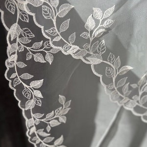 leaf wedding veil Unique wedding veil Boho veil Floral Lace Wedding Veil Wedding veil fingertip veil leaf veil  Leaves Edge Lace Trim Veil