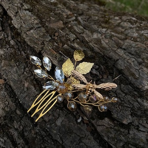 Dragonfly hair clip Gold Dragonfly Baroque Gold Brass Dragonfly Bobby Pins Garden Wedding Woodland Wedding Vintage Hair combs Bridal Hair