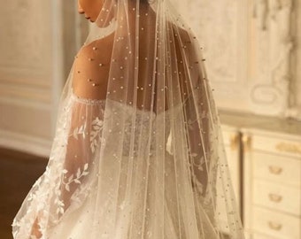 Scattered Pearl Wedding Veil Cathedral Wedding Veil Bridal Pearl veil Chapel Single veil soft tulle Simple Veil Soft Waltz glitter pearl vei