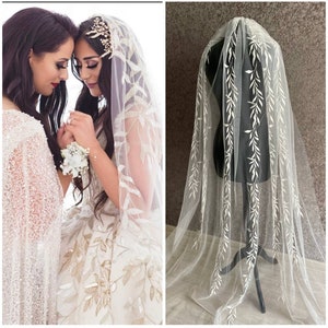 Cathedral Leaf wedding veil leaf edge veil Ivy Leaf Veil Boho Veil Bohemian Wedding Veil Floral Wedding Veil 1 tier leaf veil Floral Veil