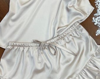 Satin Bridesmaid PJs Set: Bridal Party Loungewear