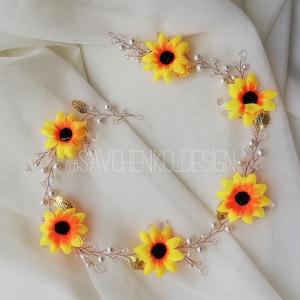 Accessori per capelli da sposa con girasole: pettine floreale, fiore all'occhiello e corsage